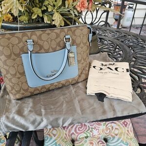 Coach Bennett Crossbody/Sachel. Signature Blue. GUC